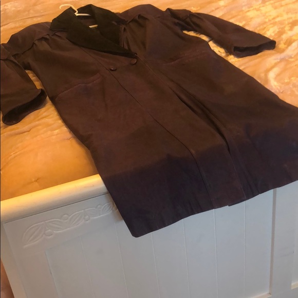 Clothes - Picture 2 of 6